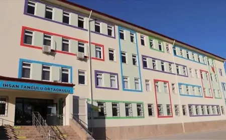 Sınıf Anneliği Milli Eğitim Bakanlığı Tarafından Yasaklandı