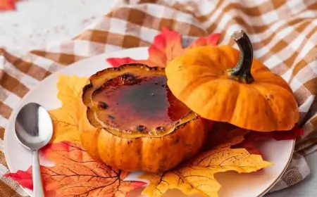 Tatlı Tutkunlarını Coşturan Sihirli Lezzet:  Balkabaklı Crem Brulee Nasıl Yapılır?