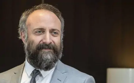 Halit Ergenç Kimdir? Türkiye'nin Oyunculuk Arenasındaki Karizmatik İsmi