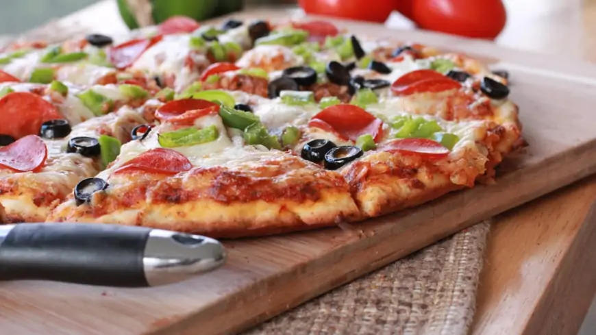 Ev Yapımı Nefis Pizza Tarifi: Lezzetin Sırları