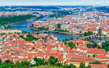 Prag'ın Masalsı Atmosferi: Keşfedilmeyi Bekleyen Sokaklar