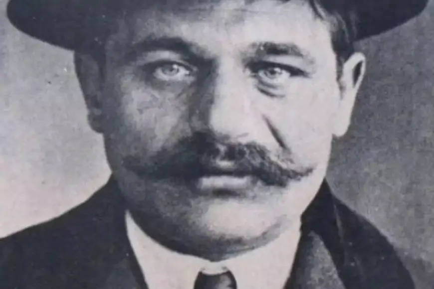 Şık Manol (1890)