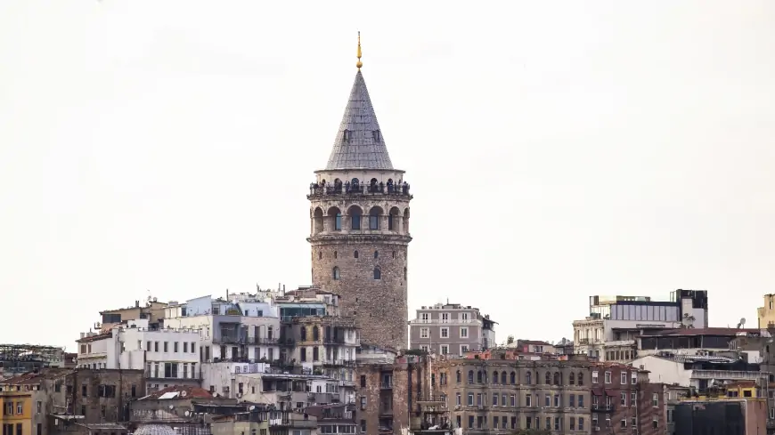 İstanbul'un Simgesi: Galata Kulesi ve Efsaneleri