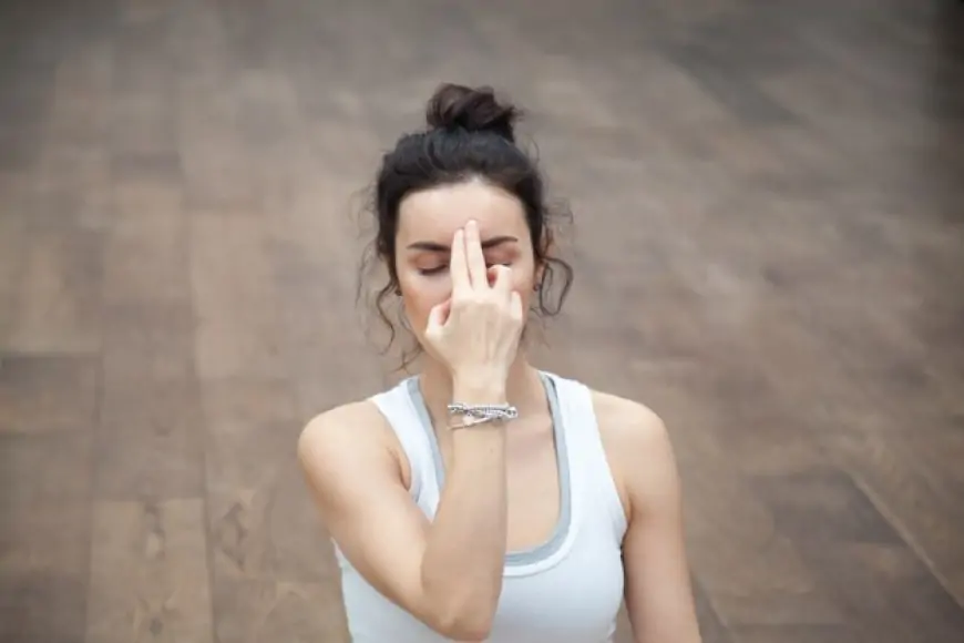 Yüz Yogası ile Jawline Etkisi: Genç ve Belirgin Bir Çene Hattı İçin İpuçları