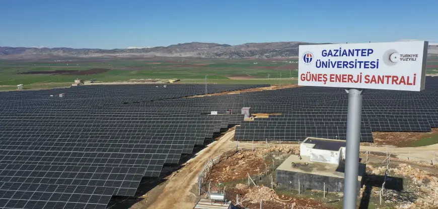 Gaziantep Üniversitesi'nin Güneş Enerji Atılımı: Akademik Geleceğe Destek