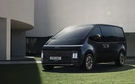 Hibrit Motoruyla Hyundai STARIA Türkiye'de: Yenilikçi MPV'nin Özellikleri ve Fiyatı