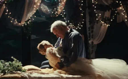 Ghostlight (2024) – Bir Tiyatro Sahnesinde Hayatın Yankıları