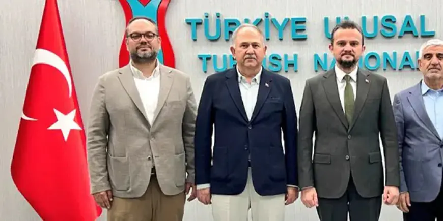 İlhami Giray Şahin Kimdir? İletişim Başkan Yardımcısı İlhami Giray Şahin'in Hayatı