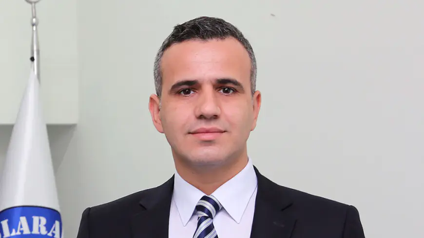 Prof. Dr. Ferhat Pirinççi Kimdir?  İletişim Başkan Yardımcısı Ferhat Pirinççi'nin Hayatı